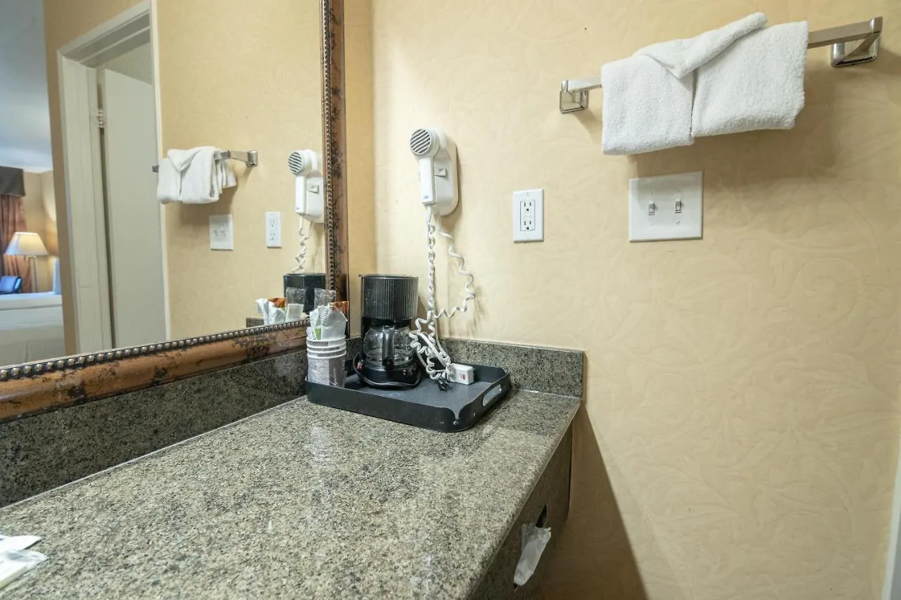 Hospitality Inn San Bernardino 2*,